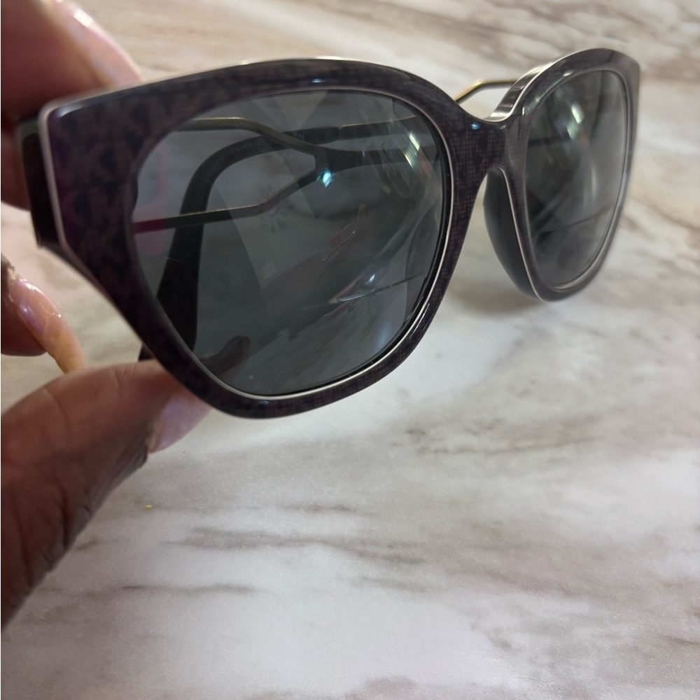 MK Stylish prescription/readers Sunglasses
